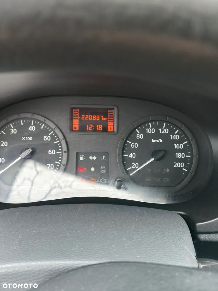 Dacia Logan 1.5 dCi Laureate - 11