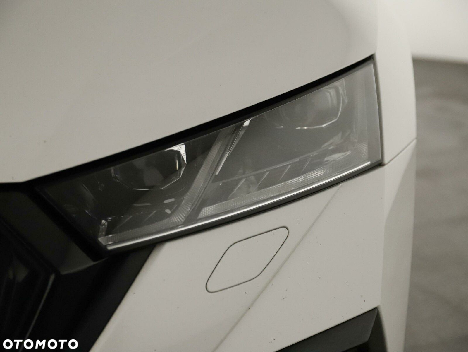 Skoda Octavia 2.0 TDI RS DSG - 9