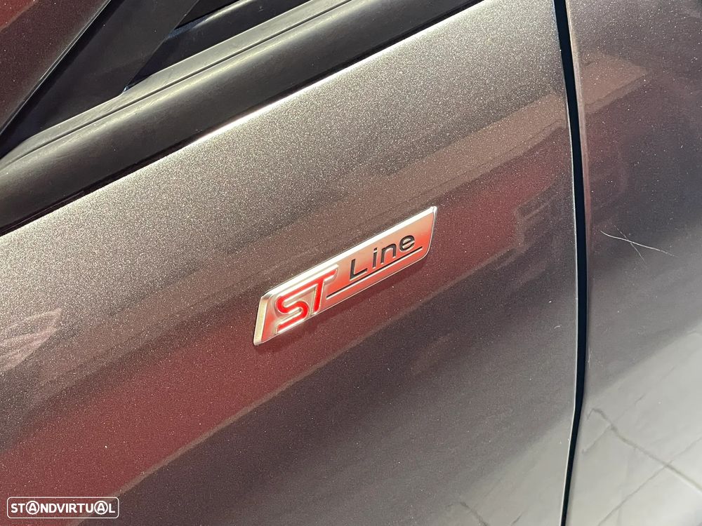 Ford Fiesta 1.0 EcoBoost S&S ST-LINE - 31