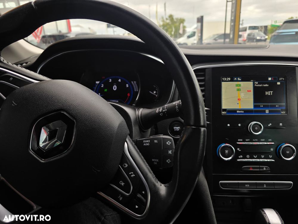 Renault Megane TCe 140 GPF EDC ZEN - 7