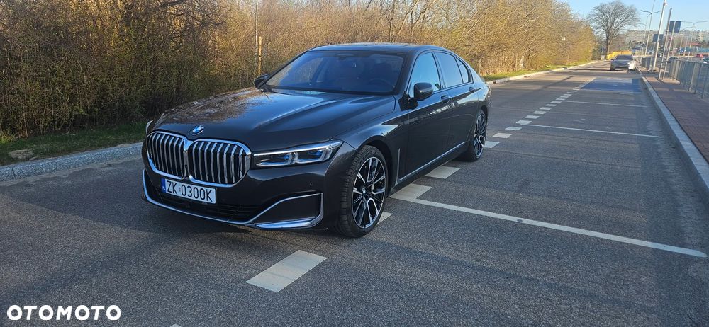BMW Seria 7 740d xDrive mHEV - 1