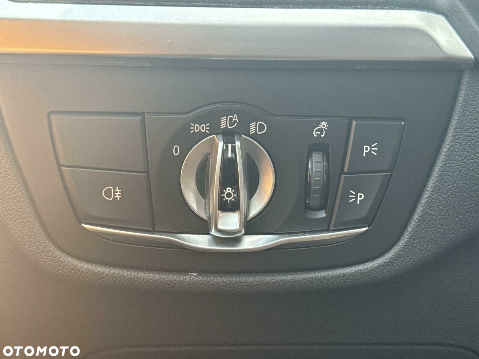 BMW X3 xDrive20i - 20