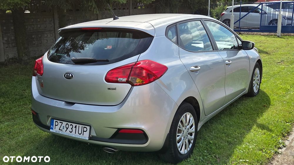 Kia Ceed - 5