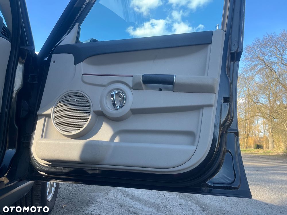 Jeep Commander 3.0 CRD DPF Automatik Limited - 15