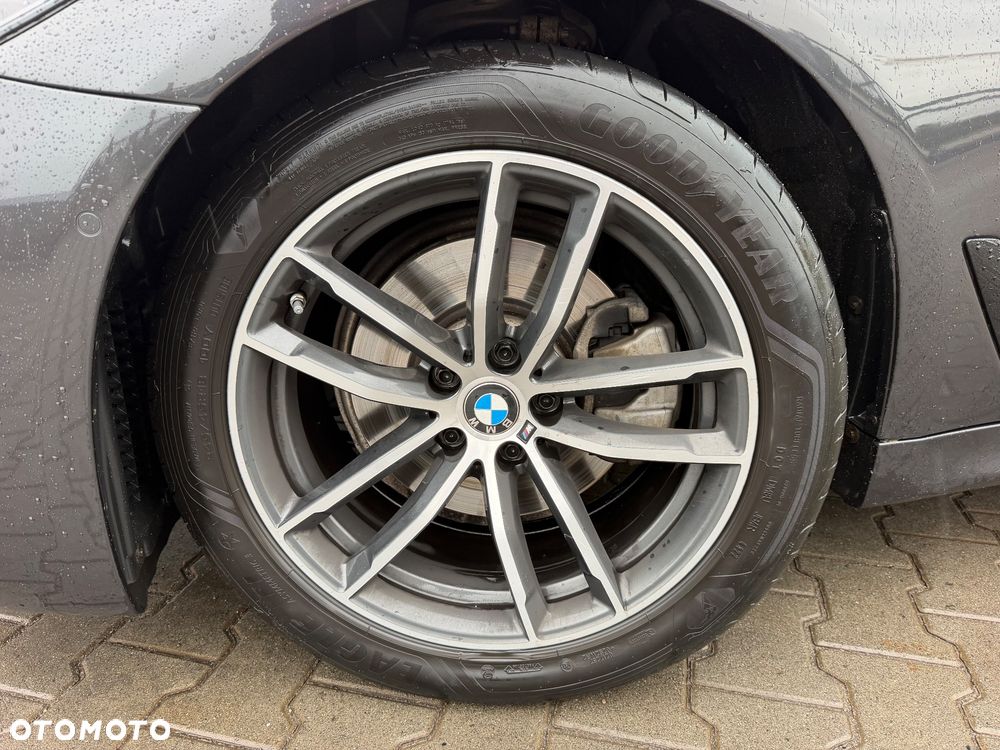 BMW Seria 5 520d mHEV M Sport sport - 21
