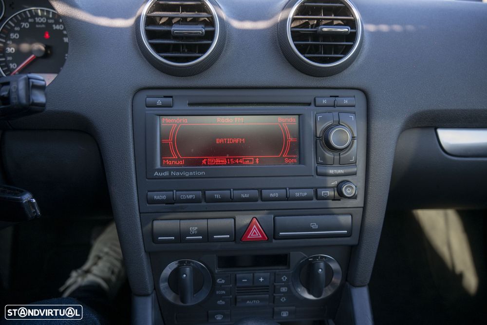 Audi A3 Sportback 2.0 TDi Sport S tronic - 16