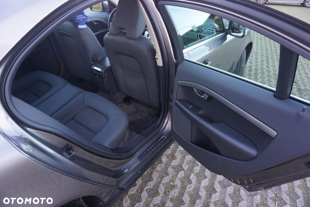Volvo S80 2.0 Momentum - 10