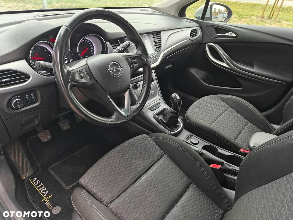 Opel Astra - 9
