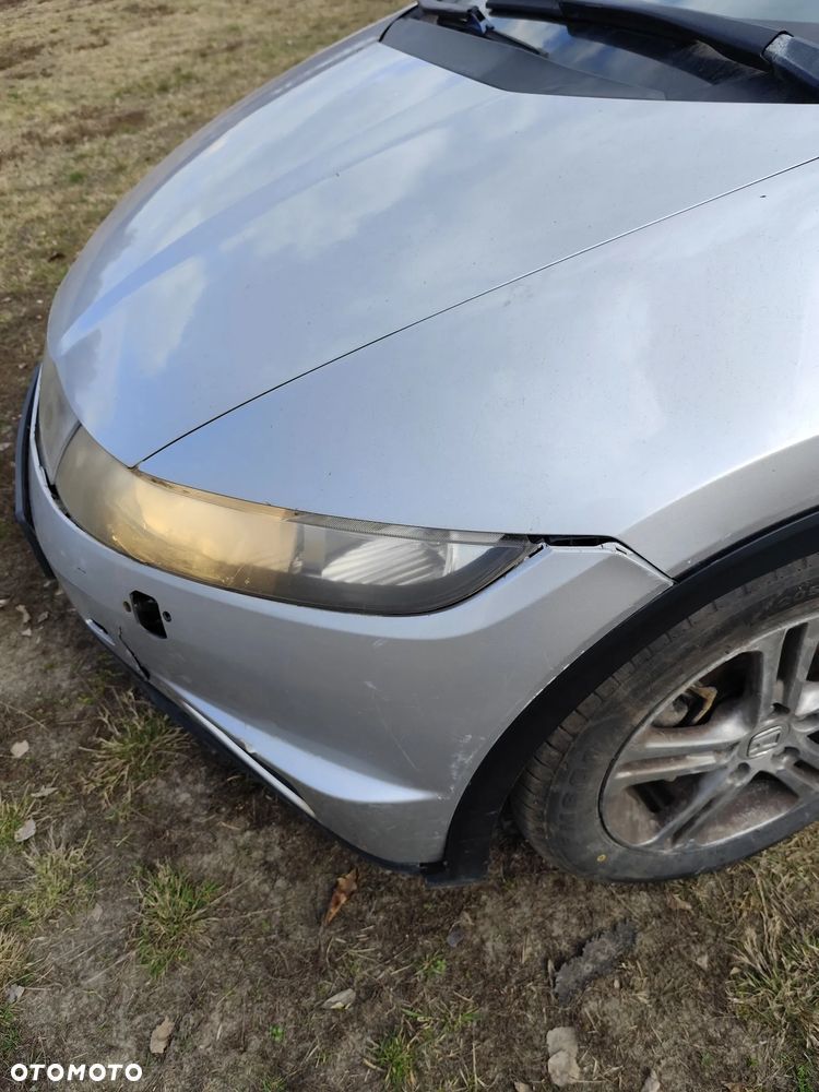 Honda Civic 1.8 Comfort - 13