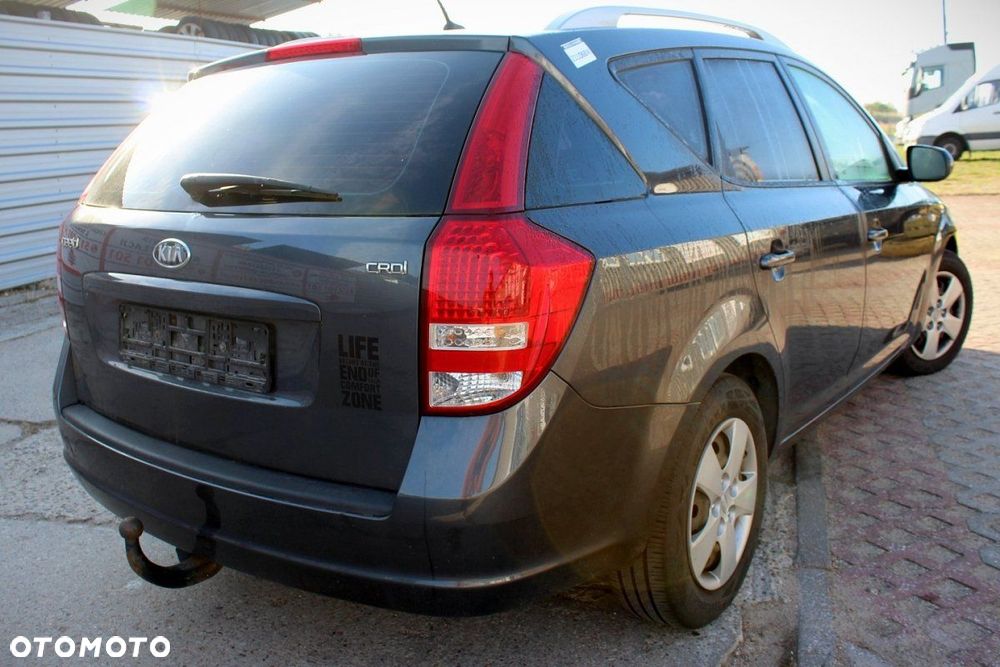 Kia Ceed I Lift ED 2011 1.6CRDI D4FB Kombi (MASKA, ZDERZAK, LAMPA, BŁOTNIK, DRZWI, SZYBA, FOTEL) - 7