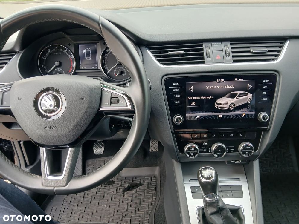Skoda Octavia 1.5 TSI ACT Ambition - 11