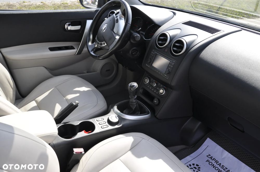 Nissan Qashqai+2 2.0 dCi DPF 4x4 tekna - 30