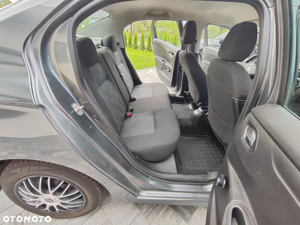 Citroën C-Elysée 1.2 VTi Attraction - 20