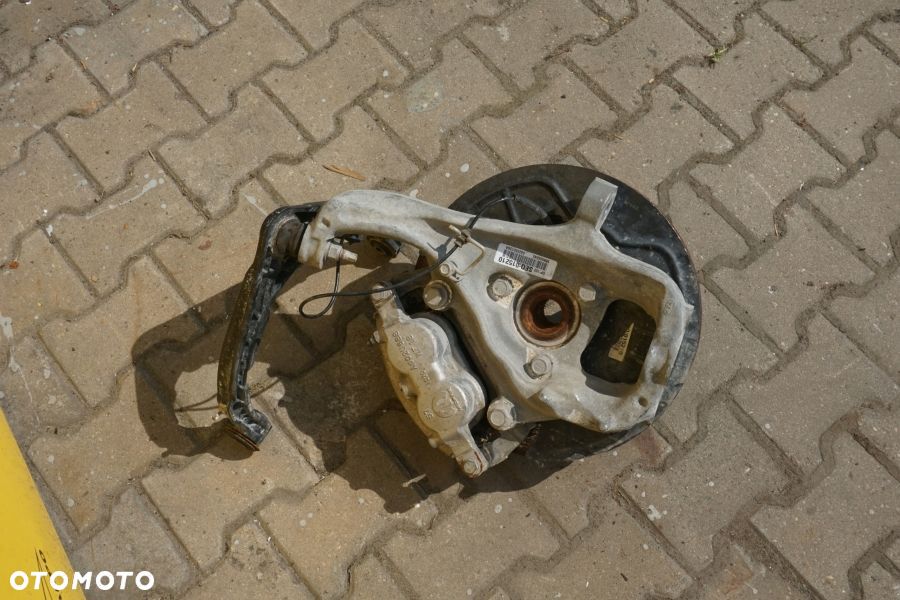 DODGE RAM V 1500 2019 - Zwrotnica Zacisk Wahacz Lewy Przód USA - 4