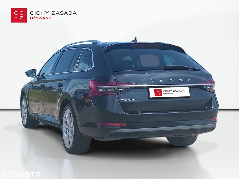 Skoda Superb 2.0 TDI SCR Style DSG - 4