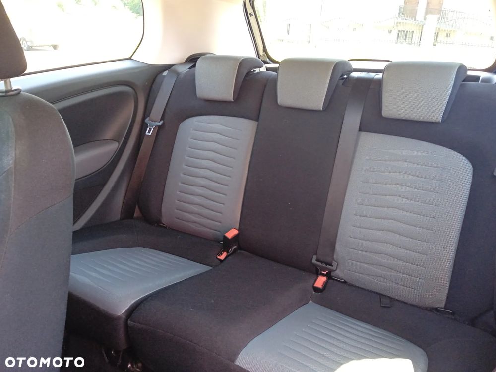 Fiat Grande Punto - 7