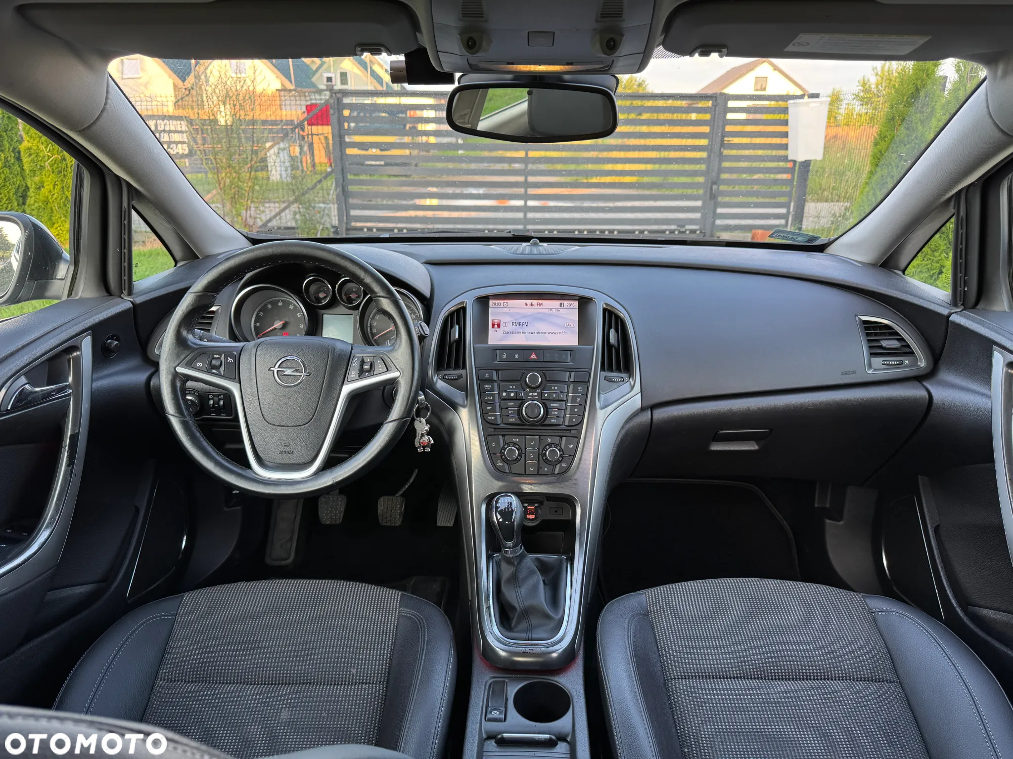 Opel Astra IV 1.4 T Cosmo - 6