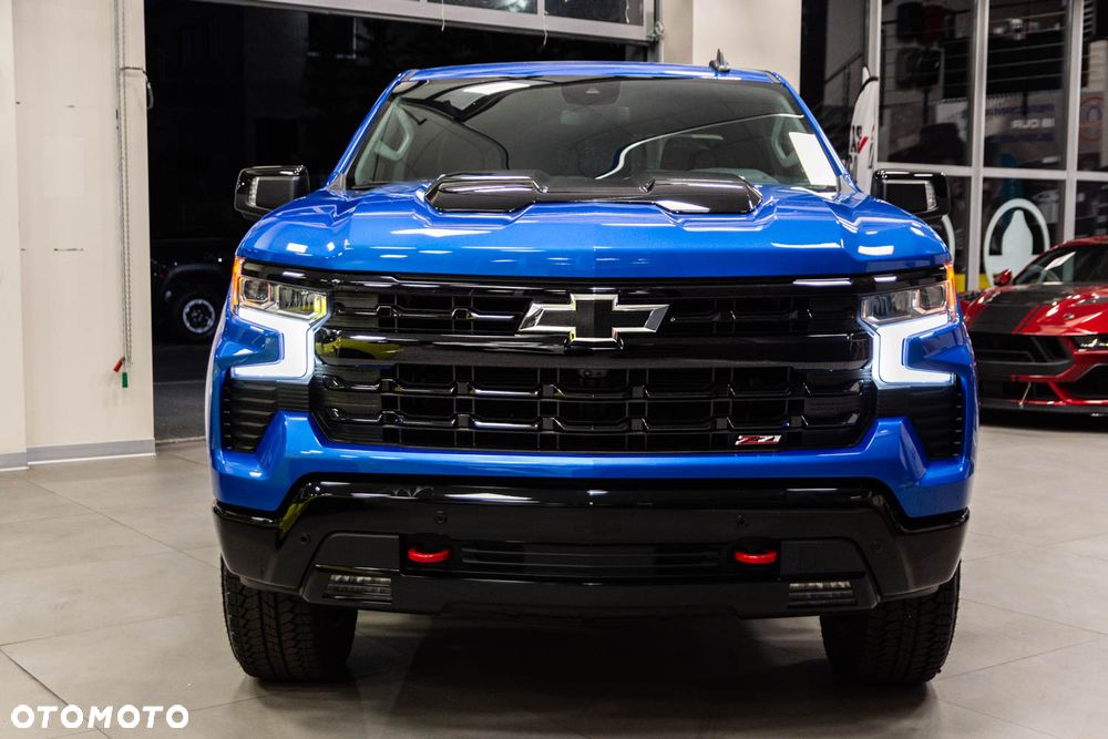 Chevrolet Silverado - 15