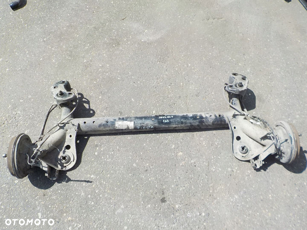 belka oś zawieszenia tył ford fiesta mk7 2010r