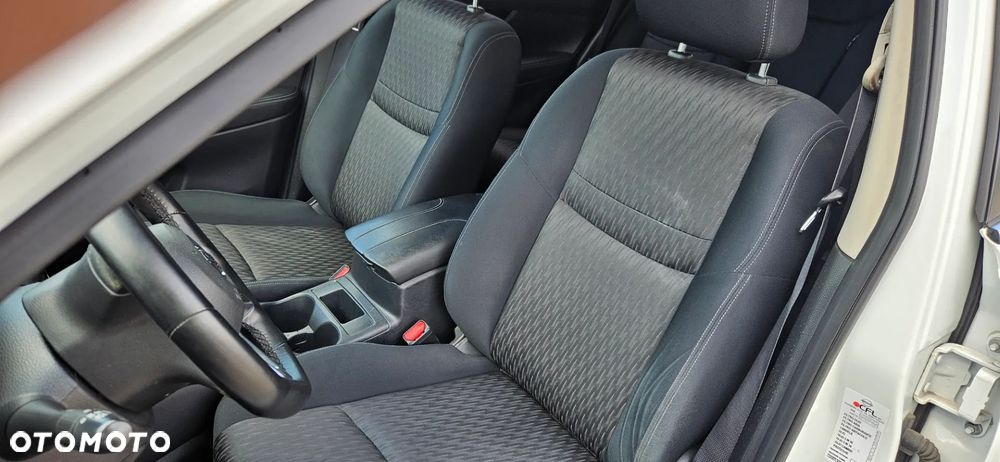 Nissan X-Trail - 23