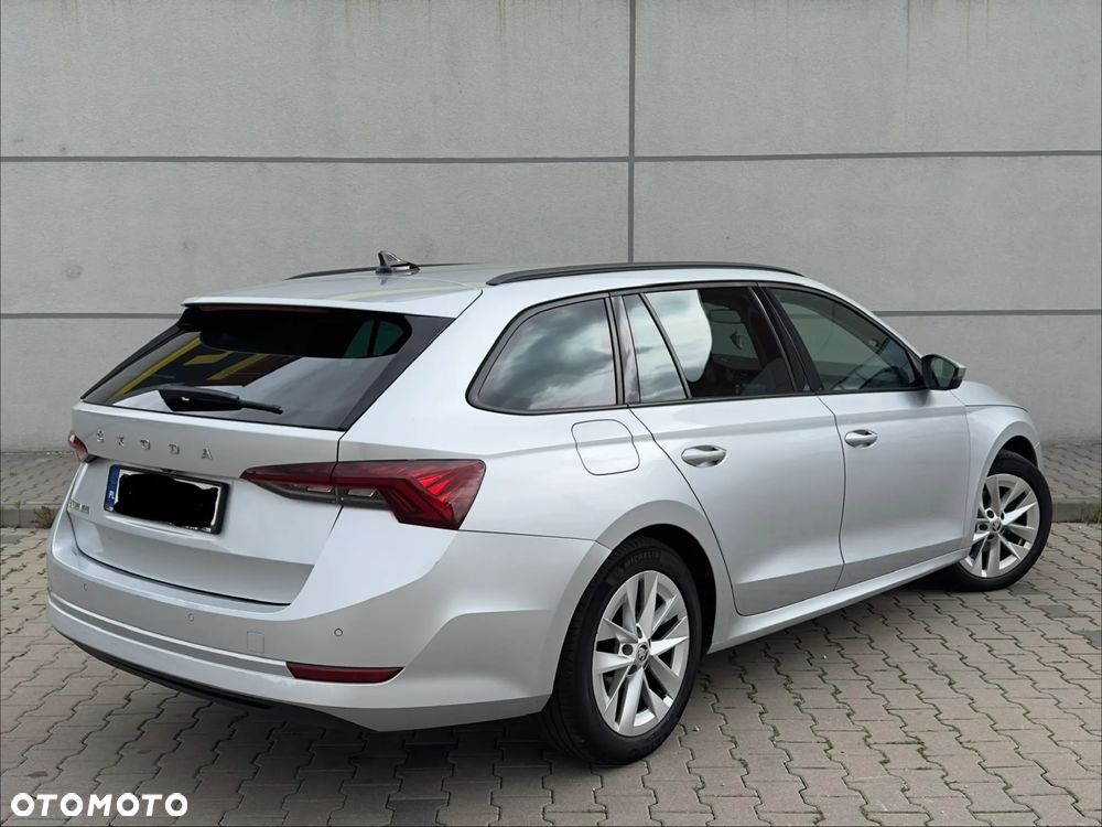 Skoda Octavia 1.5 TSI ACT Active - 5