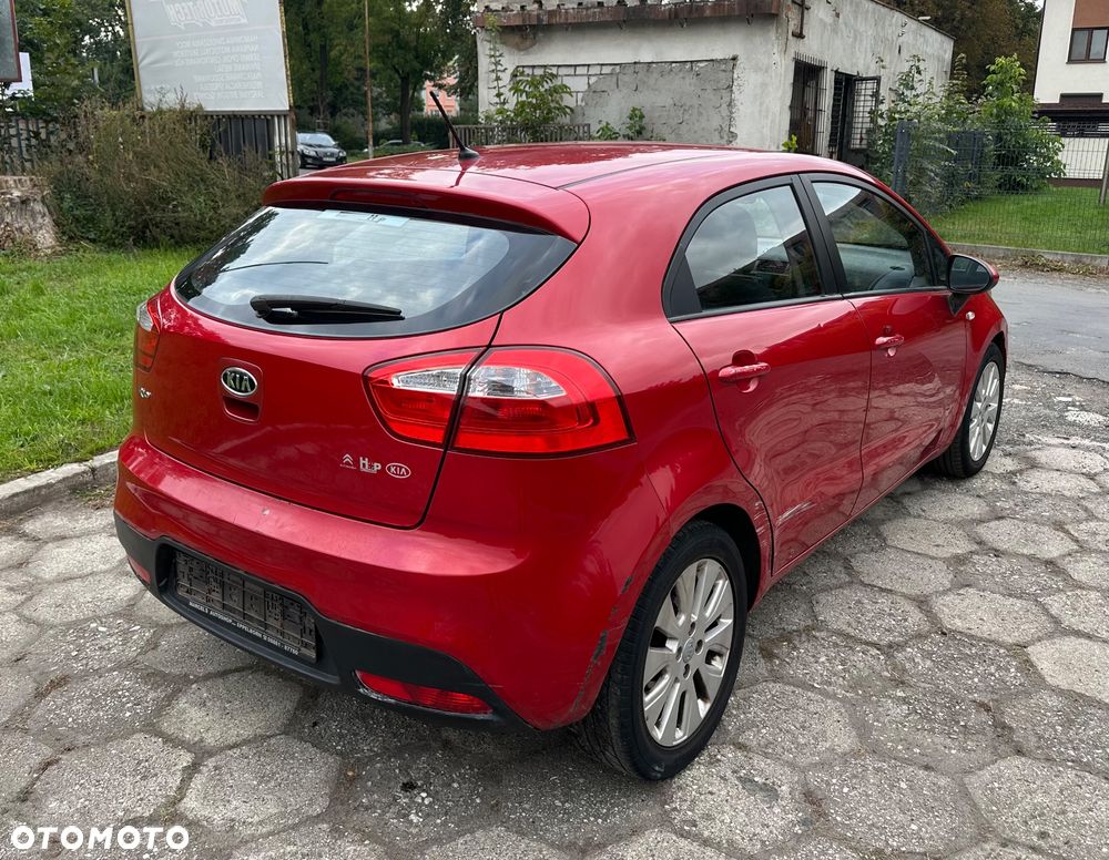 Kia Rio 1.4 M - 4