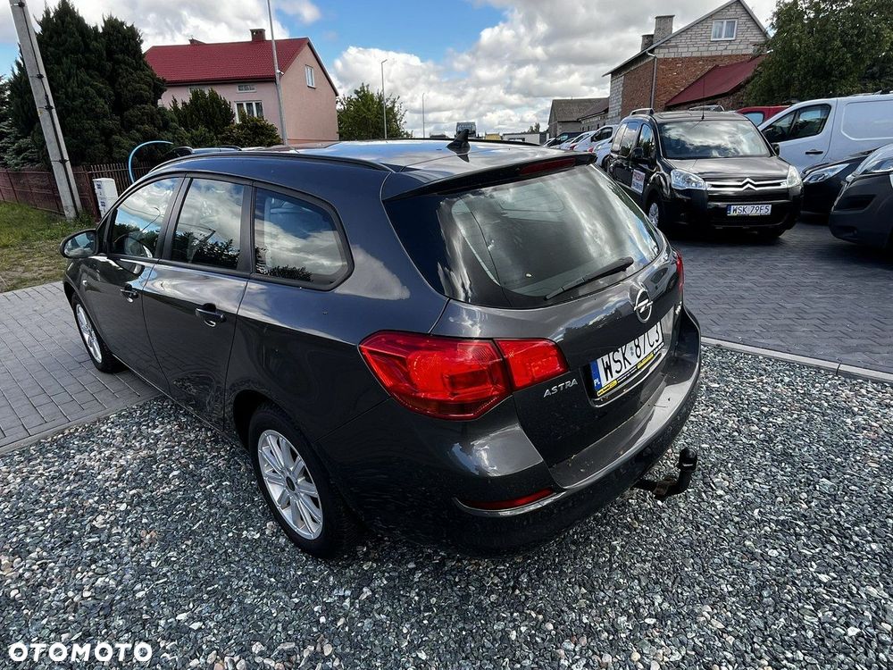 Opel Astra - 2