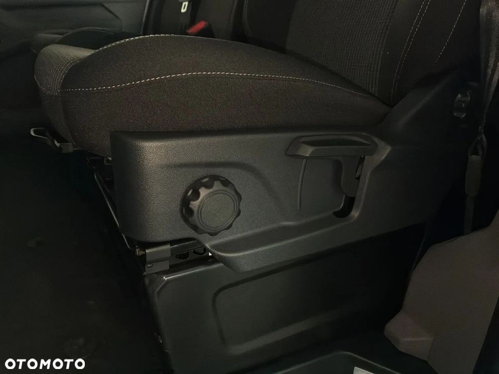 Volkswagen Transporter Furgon PLUS Panamericana/6-cio osob./AUTOMAT (L2) 2.0 TDI 170KM, r.o. 3500 mm - 35