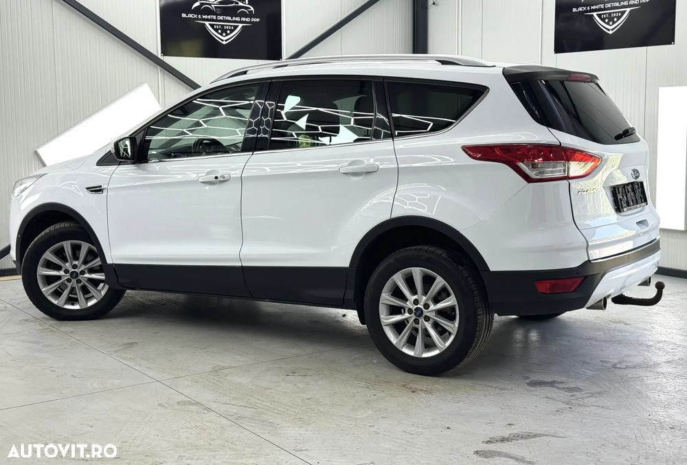 Ford Kuga 2.0 TDCi 4x4 Aut. Titanium - 16