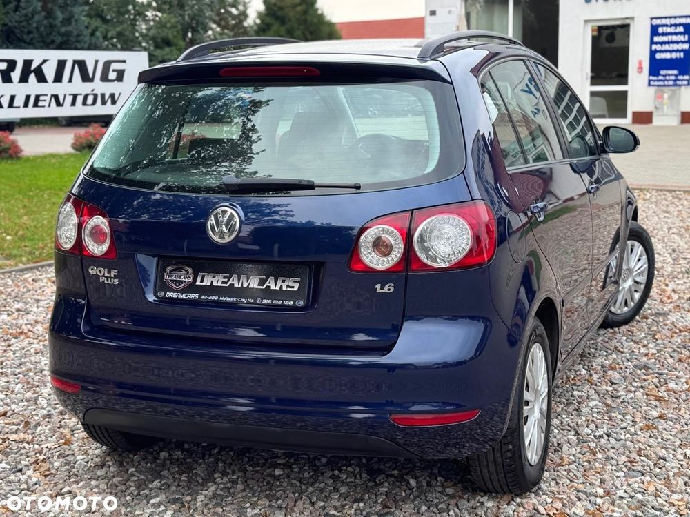 Volkswagen Golf Plus - 11
