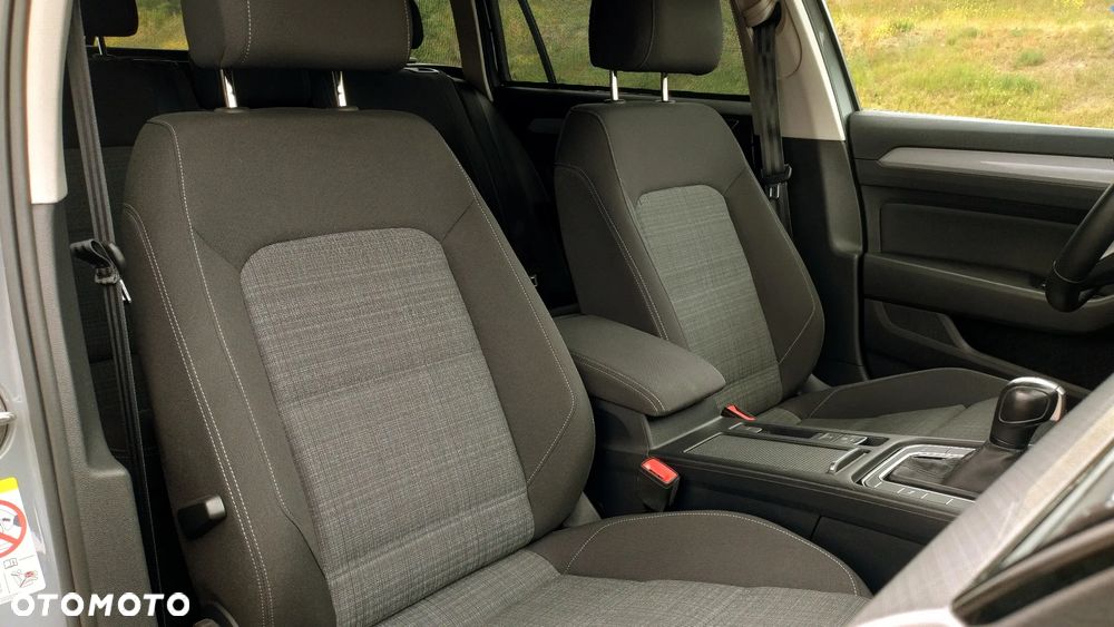 Volkswagen Passat 2.0 TSI Business DSG - 29