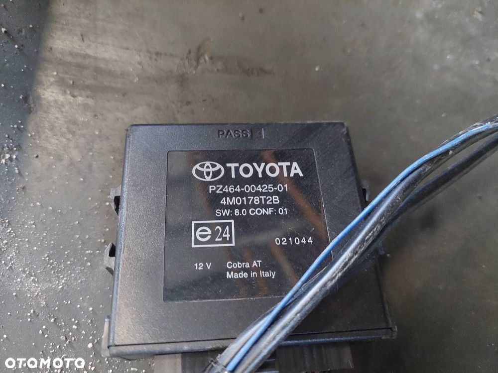 KOMPLETNY TYŁ KLAPA BAGAŻNIKA ZDERZAK TYŁ LAMPY TOYOTA AURIS I HB 5D 1C0 - 14