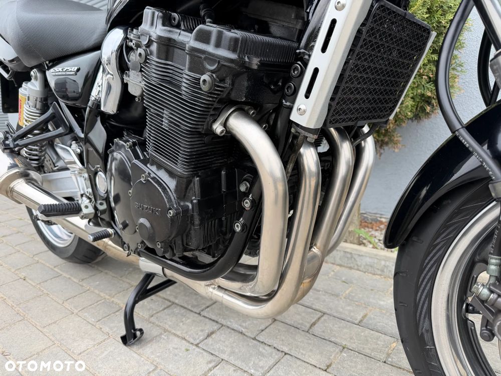 Suzuki GSX - 14