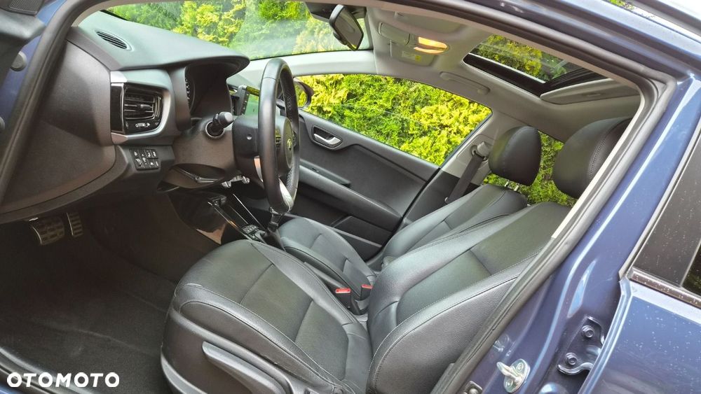 Kia Stonic - 10