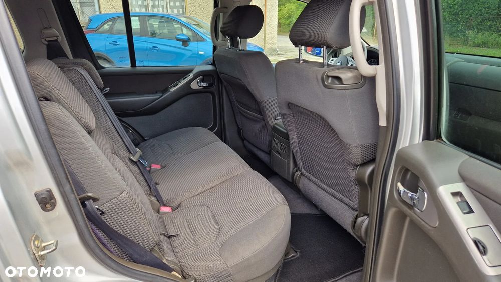Nissan Pathfinder 2.5 DCi Elegance - 15