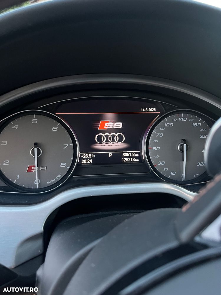 Audi S8 Plus 4.0 TFSI quattro Tiptronic - 6
