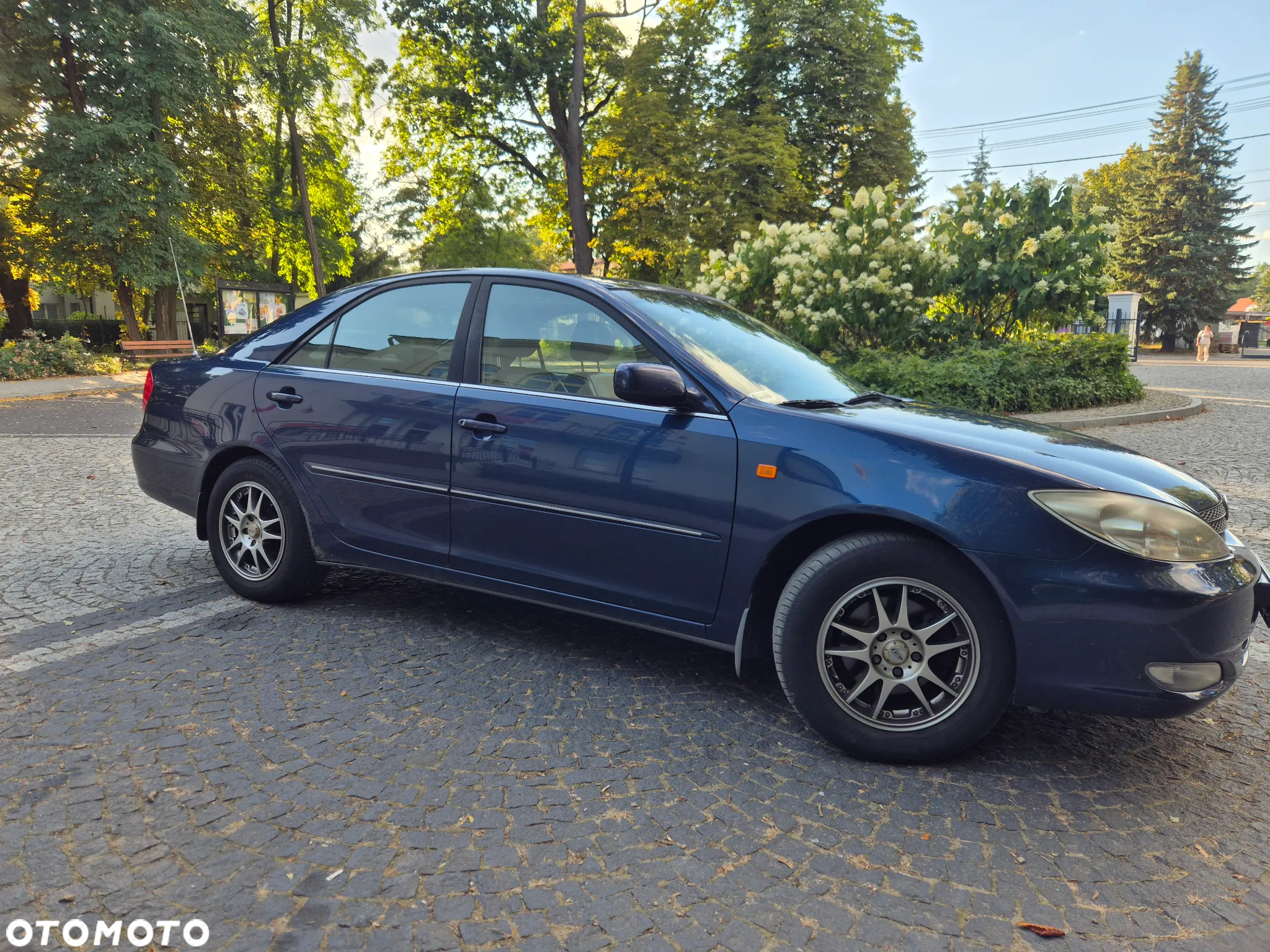 Toyota Camry 3.0 V6 - 5