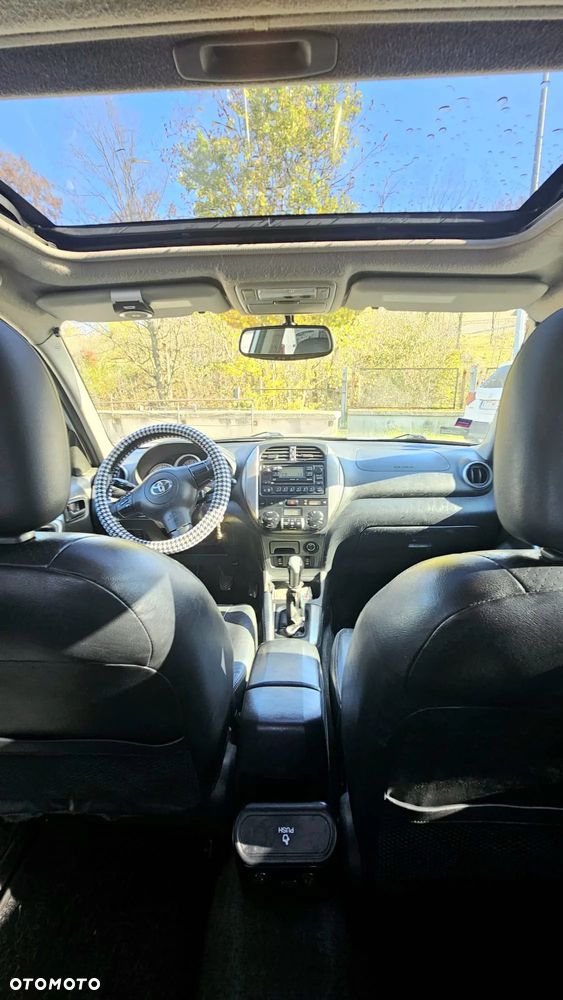 Toyota RAV4 2.0 D-4D 4x4 - 9