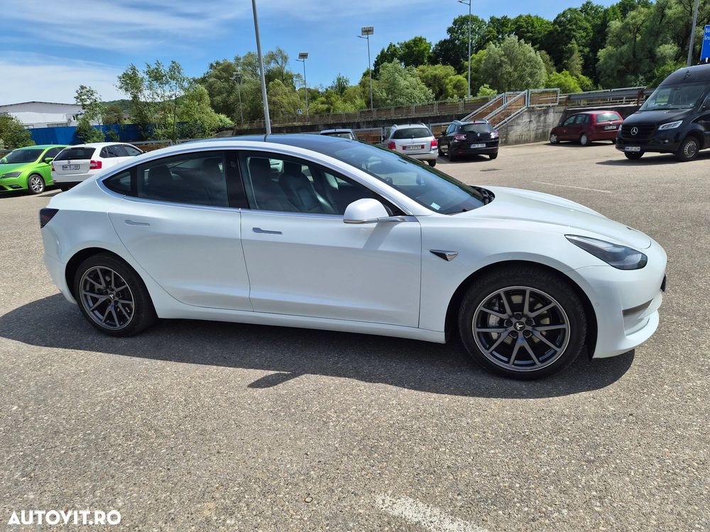 Tesla Model 3 - 26