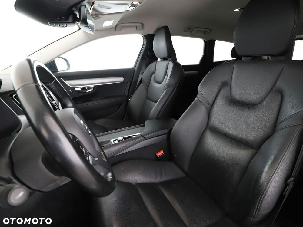 Volvo V90 D3 Momentum - 14