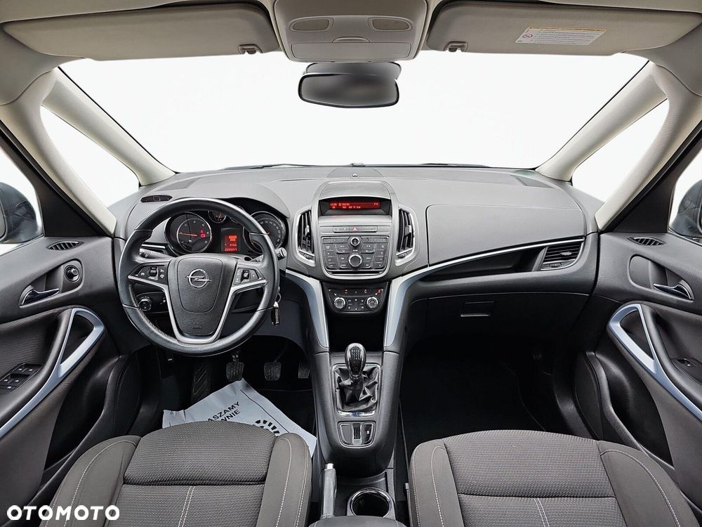 Opel Zafira - 30