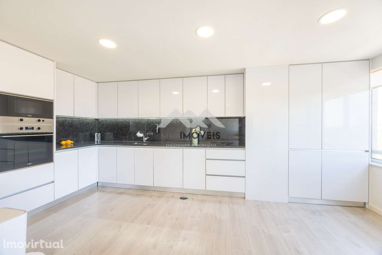 Apartamento T2+1 | 2 Frentes | 2022 | Jardim | Garagem | Arrumos - Grande imagem: 5/46