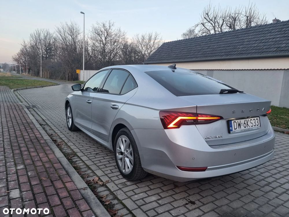 Skoda Octavia 2.0 TDI Selection - 8