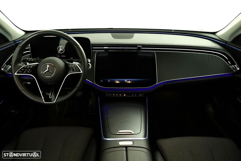 Mercedes-Benz E 300 Standard - 8