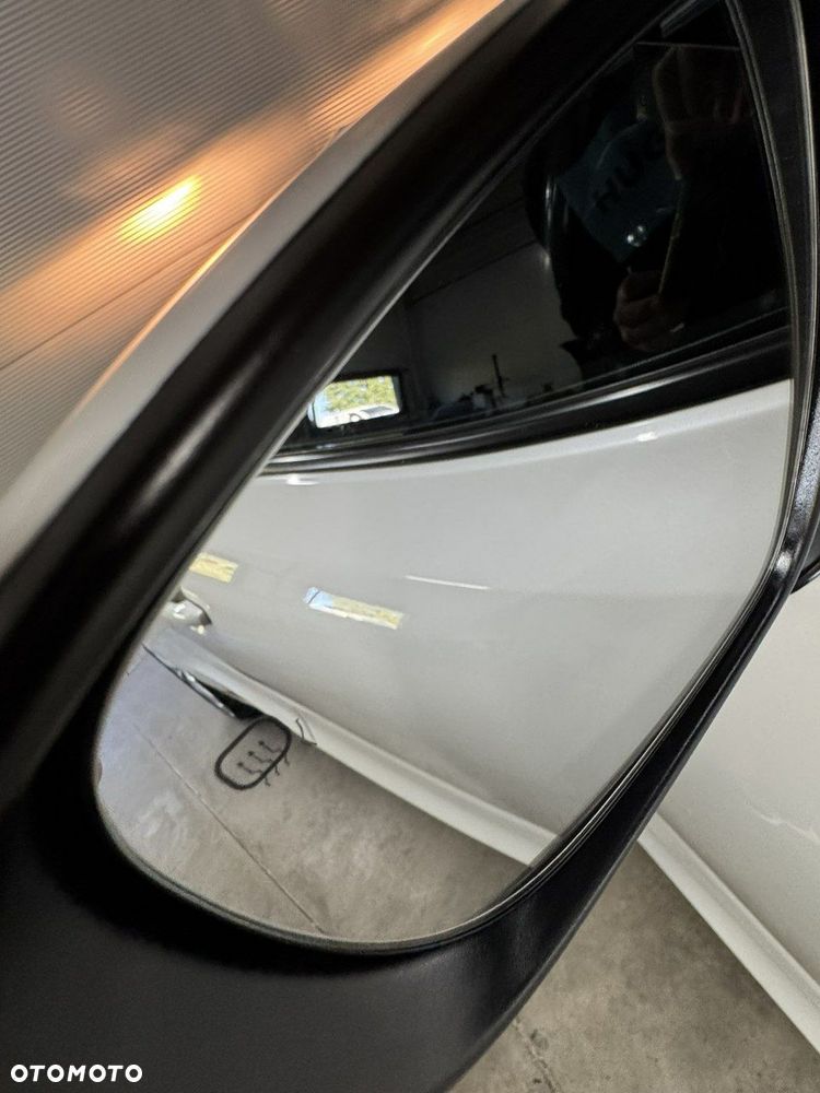 Suzuki Baleno - 32