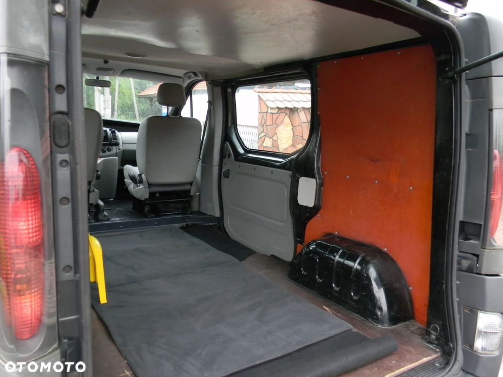Opel Vivaro - 26