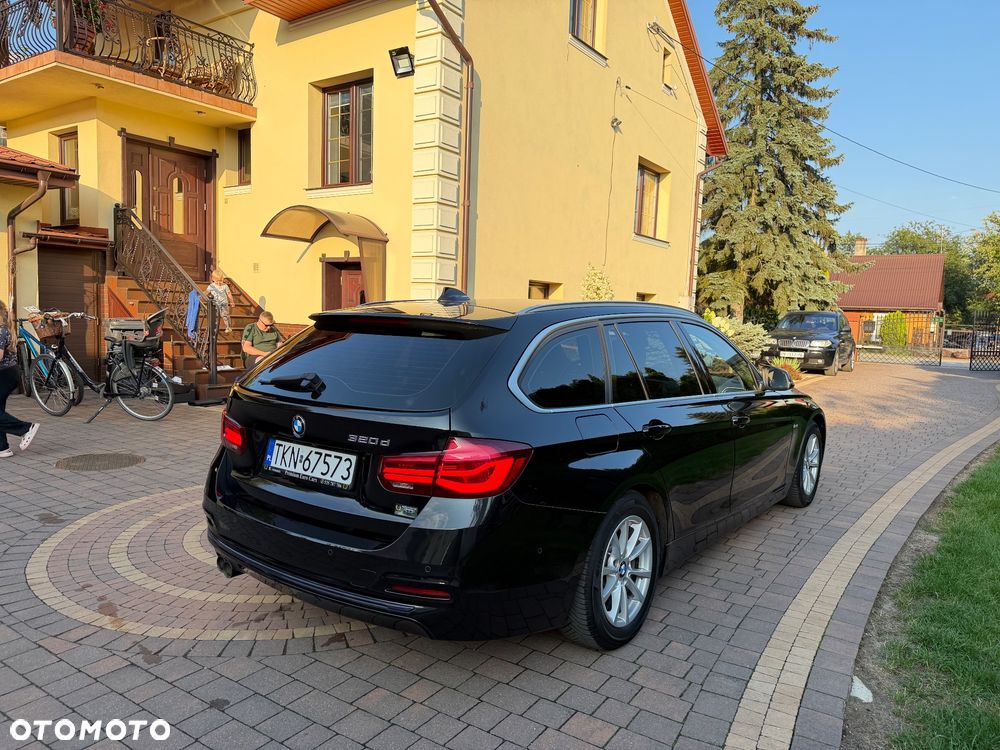 BMW Seria 3 320d Efficient Dynamics Edition Sport Line - 16