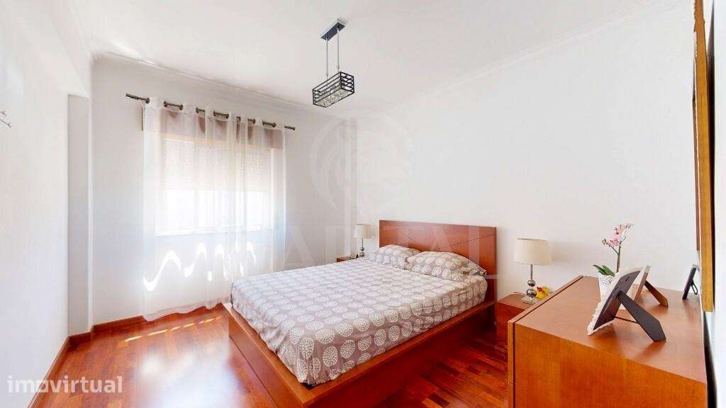 T3 na Arroja com arrecadação e varanda - Viva com espaço, conforto e p - Grande imagem: 5/34