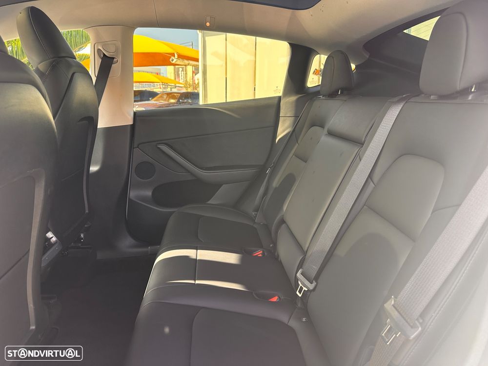 Tesla Model Y Tração Traseira - 38