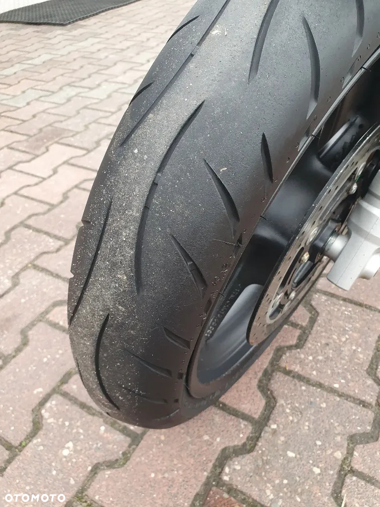 Yamaha MT - 9